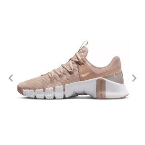 NEW* Women’s Nike Free Metcon 5 Training Shoes
